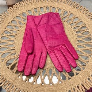Fownes Chic Fuchsia Leather Gloves